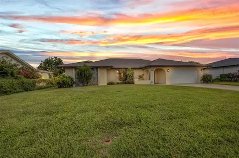 124 Bedford Dr NE, Port Charlotte, FL 33952