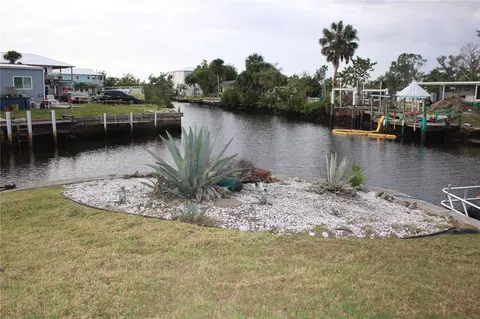 4252 Bardot Rd, Port Charlotte, FL 33953