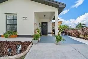 126 Palmetto Cir NE, Port Charlotte, FL 33952