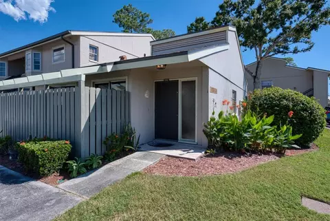 5753 Summer Side Ln #8A, Sarasota, FL 34231