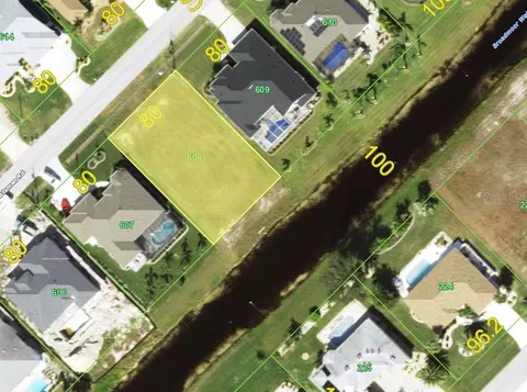 255 Sportsman Rd, Rotonda West, FL 33947