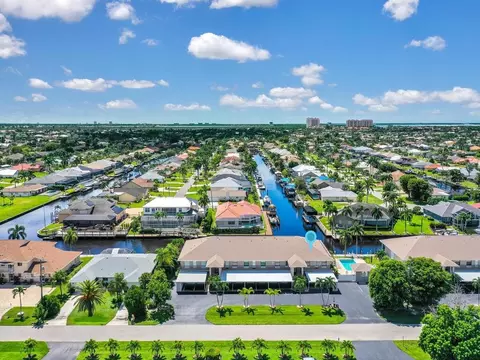 902 SW 48th Ter #105, Cape Coral, FL 33914