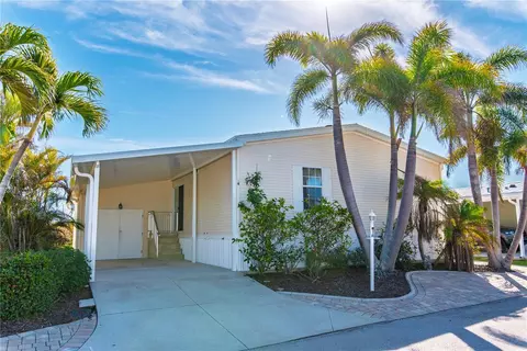 16 Alligator Ave, Punta Gorda, FL 33950