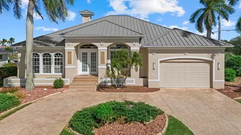 1592 Aqui Esta Dr, Punta Gorda, FL 33950
