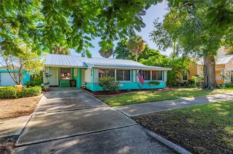 210 Harvey St, Punta Gorda, FL 33950