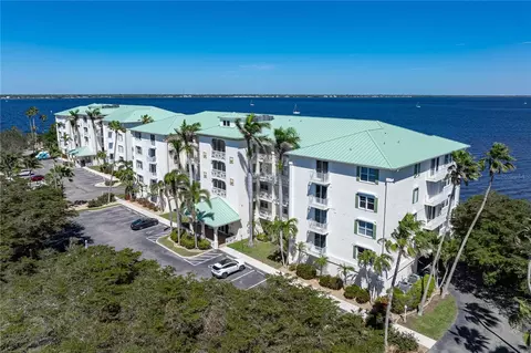 200 Harbor Walk Dr #253, Punta Gorda, FL 33950