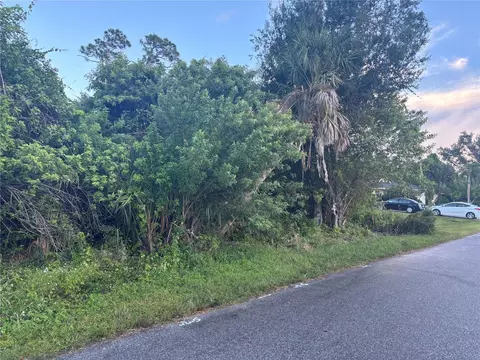 773 Red Bay St, Port Charlotte, FL 33948
