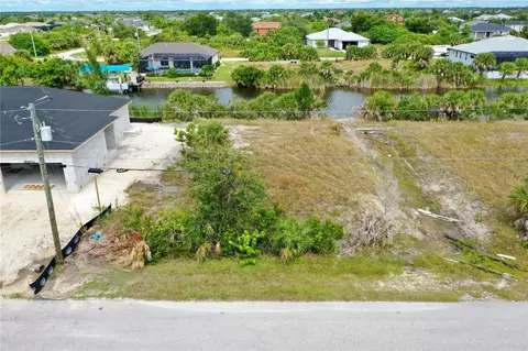 10868 Mcalester Cir, Port Charlotte, FL 33981