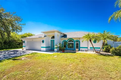 3027 Ridgewood Dr, North Port, FL 34287