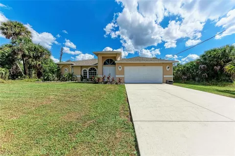 4132 Shorewood St, North Port, FL 34286