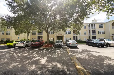 18113 Bridle Club Dr, Tampa, FL 33647