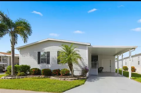 2100 Kings Hwy #404, Punta Gorda, FL 33980