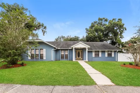 1110 Lakemont Dr, Valrico, FL 33594