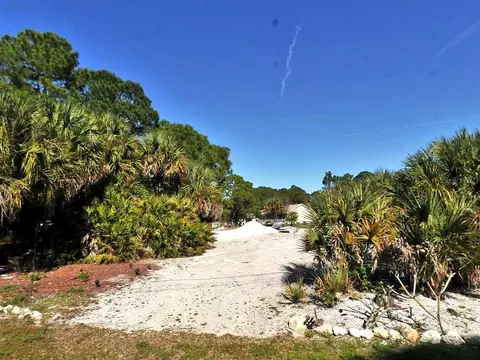 Sablon Lot #11 Road, North Port, FL 34291