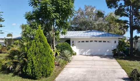18422 Burkholder Cir, Port Charlotte, FL 33948