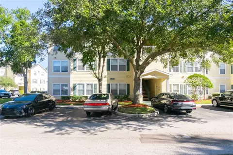 18103 Back Stretch Ln, Tampa, FL 33647