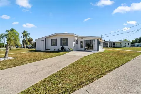 8385 Aero Ave, North Port, FL 34287