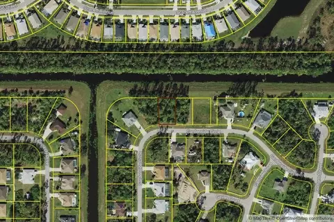 Gardenside Circle, North Port, FL 34288