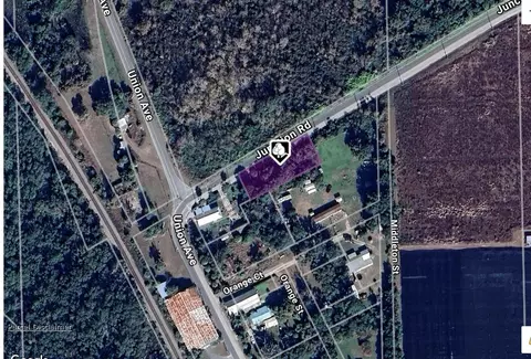 1071 Junction Rd, Crescent City, FL 32112