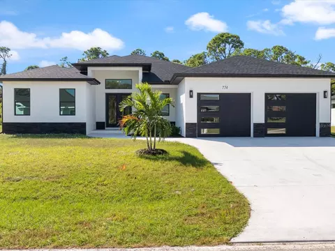 774 Rotonda Cir, Rotonda West, FL 33947