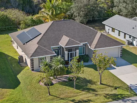 25900 Aysen Dr, Punta Gorda, FL 33983