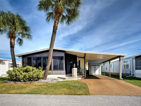 2100 Kings Hwy #1067, Port Charlotte, FL 33980