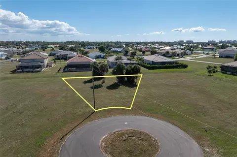 17277 Spearmint Ln, Punta Gorda, FL 33955