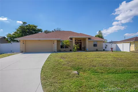 11743 Claremont Dr, Port Charlotte, FL 33981