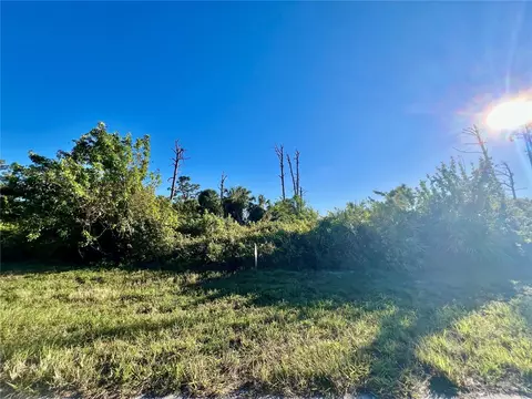 10 Leeward Ln, Placida, FL 33946