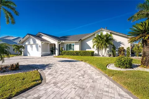 808 Lucia Dr, Punta Gorda, FL 33950