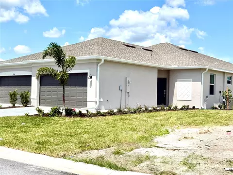 8662 Saint Kitts Cir, Englewood, FL 34224