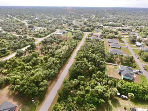 7153 Felicia St, Port Charlotte, FL 33981