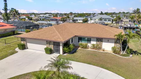 122 Colonial St SE, Port Charlotte, FL 33952