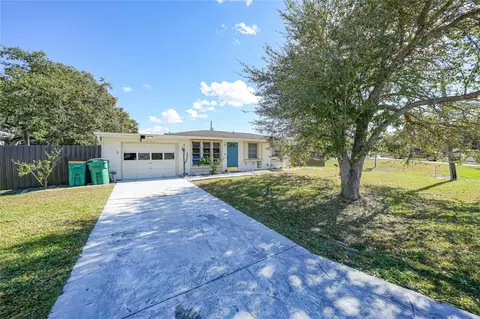 819 Haleybury St NW, Port Charlotte, FL 33948