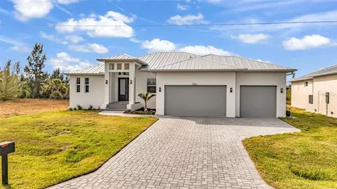 8086 Clyde Cir, Port Charlotte, FL 33981