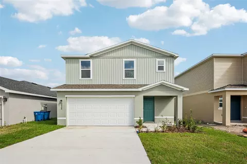 2028 Golden Beak Dr, Eagle Lake, FL 33839