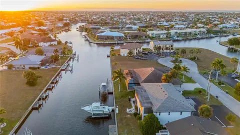 1432 Mediterranean Dr #1B, Punta Gorda, FL 33950