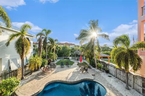 1316 Apollo Beach Blvd S, Apollo Beach, FL 33572