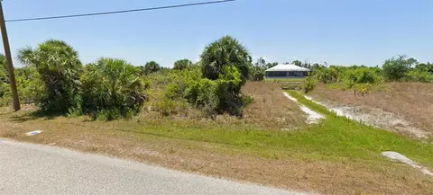 8544 Santa Cruz Dr, Port Charlotte, FL 33981