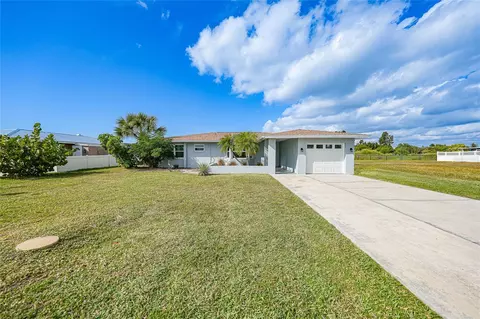 46 Oakland Hills Ct, Rotonda West, FL 33947