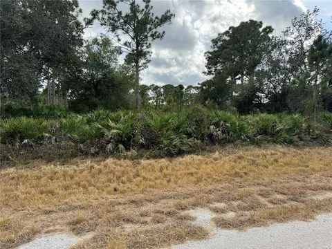 Broward Avenue, North Port, FL 34291