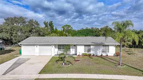 2155 Lakeshore Cir, Port Charlotte, FL 33952