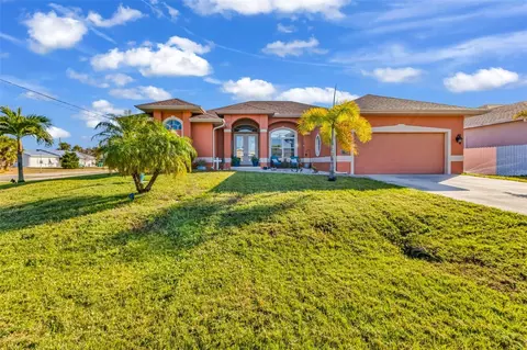 9685 Arnaz Cir, Port Charlotte, FL 33981