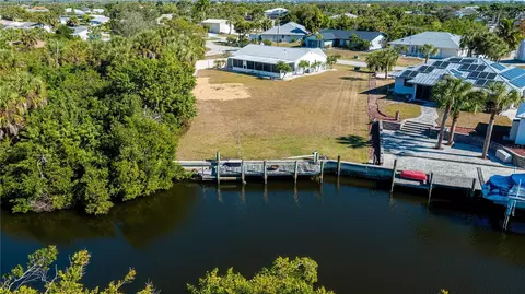 5149 Administration St, Port Charlotte, FL 33948