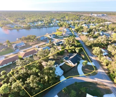 425 Adalia Ter, Port Charlotte, FL 33953