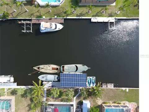107 Sinclair St SE, Port Charlotte, FL 33952