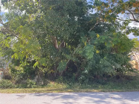 5407 Wilson Dr, Punta Gorda, FL 33982