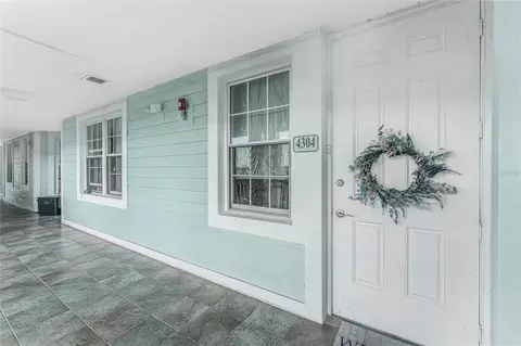 5117 Melbourne St #B304, Punta Gorda, FL 33980