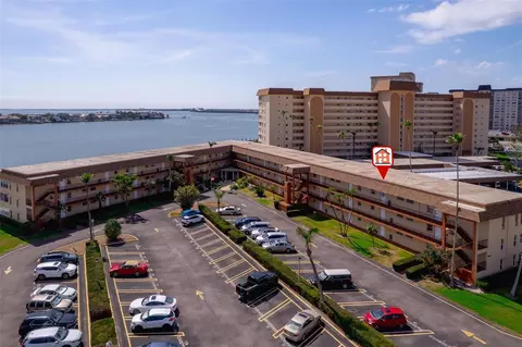 5020 Brittany Dr S #324, Saint Petersburg, FL 33715