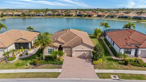 20370 Grazie Pl, Venice, FL 34293